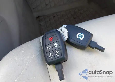 2008 Volvo C70 T5/T5 M z USA, uszkodzony, nr VIN YV1MC67278J041048